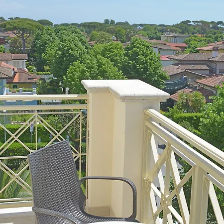 Отель Pigalle Форте-деи-Марми