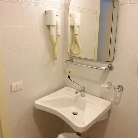 Pigalle Отель Форте-деи-Марми