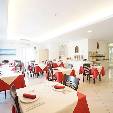 Pigalle 3* Forte dei Marmi