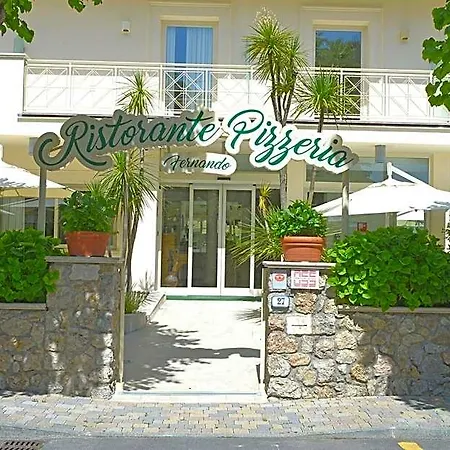Pigalle 3*